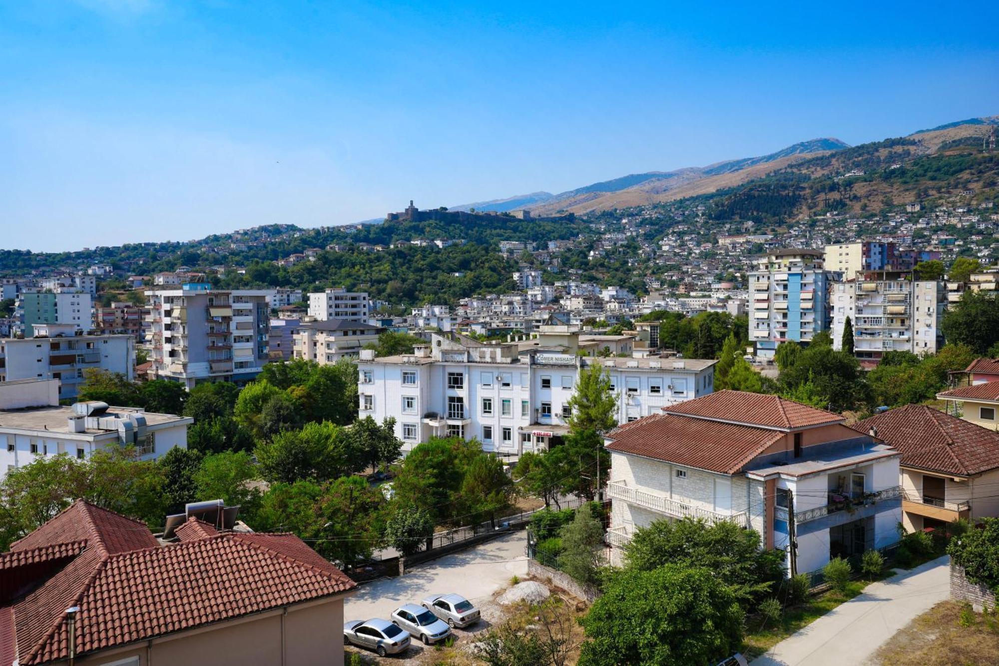 The View Rooms And Terrace Gjirokastër Buitenkant foto